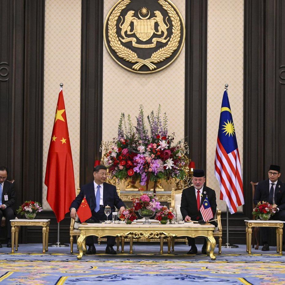 Xi says China will stand with Southeast Asian countries in face of economic shocks